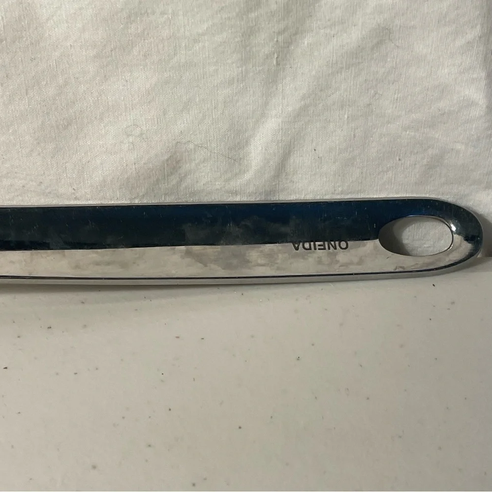 Oneida Silver(18/8) Stainless Steel Utensil pie server 11” length
